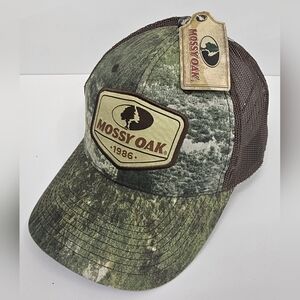 Mossy Oak 1986 Trucker Hat, Camo Mesh Ball Cap, New w/Tag
